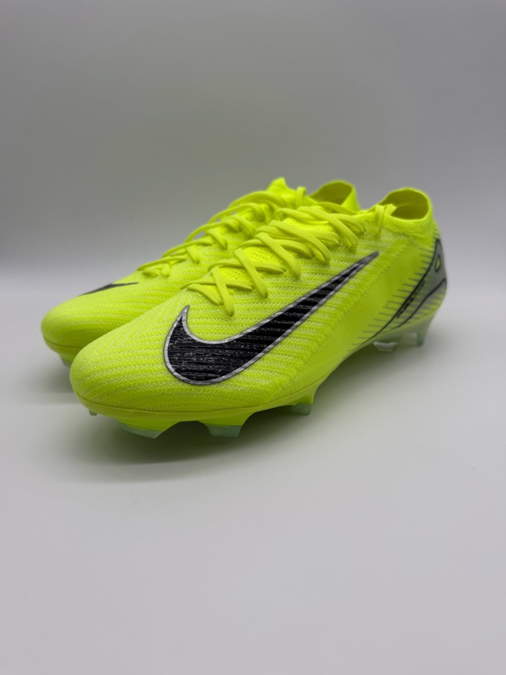 Nike Zoom Mercurial Vapor 16 Elite FG Mad Voltage Soccer HF7878-700 Men Size 9.5